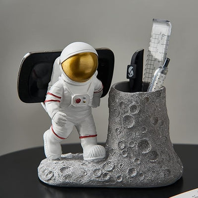 BUTILIVEEN Astronaut Pen Pencil Holder with Phone Stand / حامل أقلام بشكل رائد فضاء مع حامل هاتف